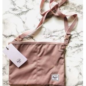 Herschel crossbody